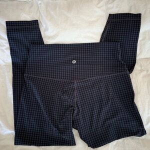 Lululemon Dark Houndstooth Leggings